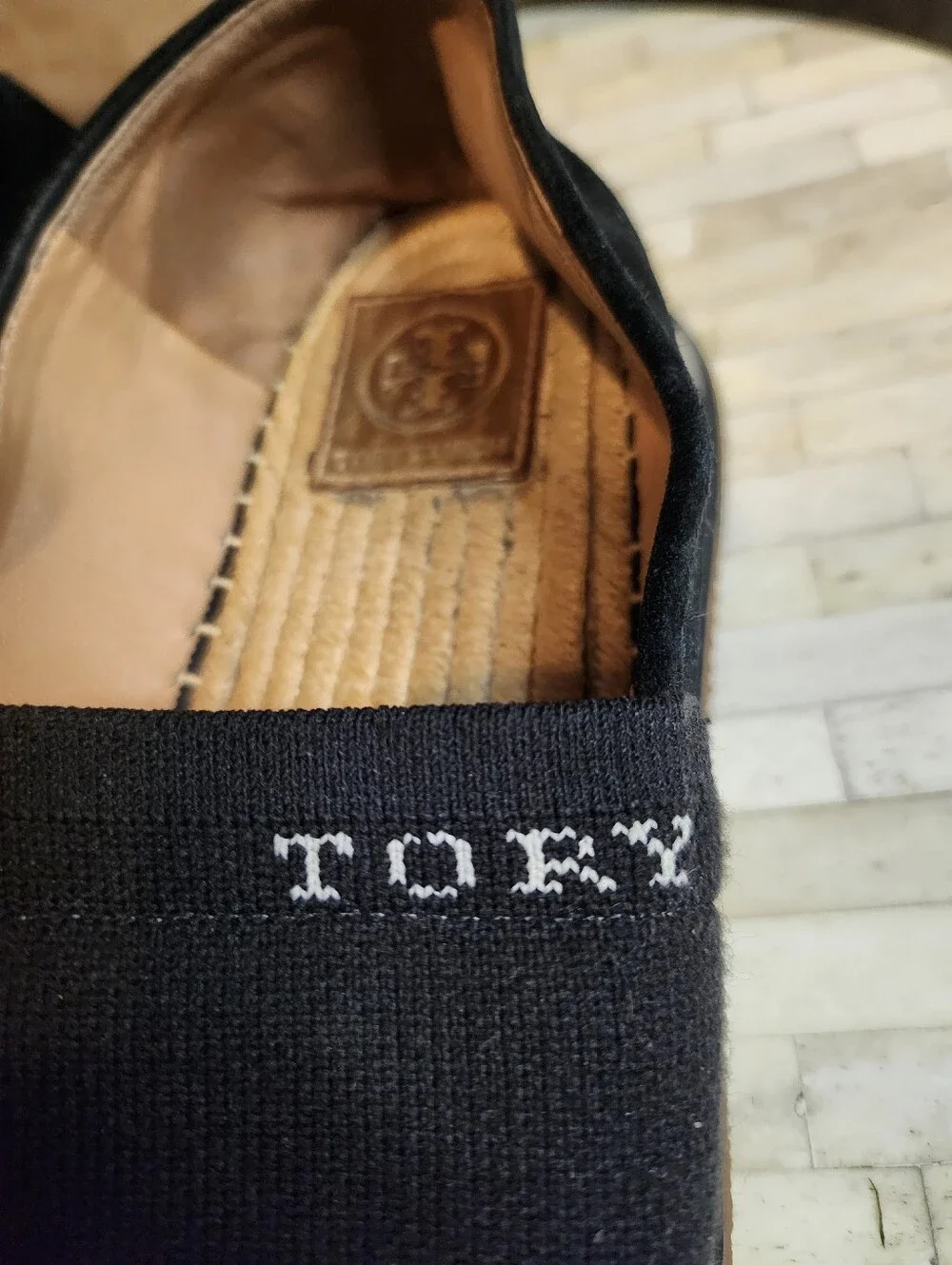 TORY BURCH DAISY SLIP-ON SNEAKERS size 8